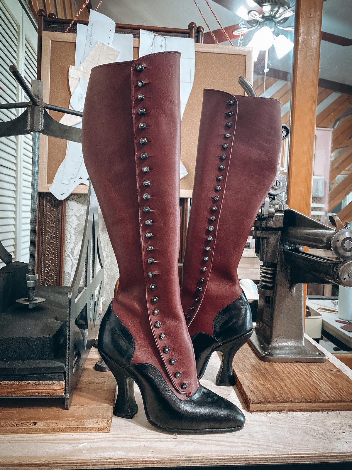 BUTTON BOOTS COURSE – Vicky D'Incecco